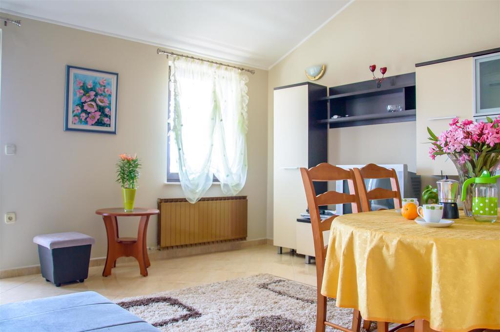Apartment Roko Umag Exterior foto