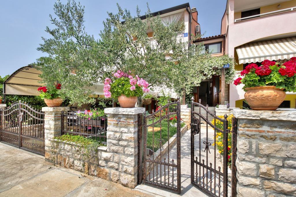 Apartment Roko Umag Exterior foto